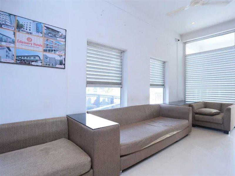 Super Townhouse Prince Palace Thiruvananthapuram Eksteriør billede