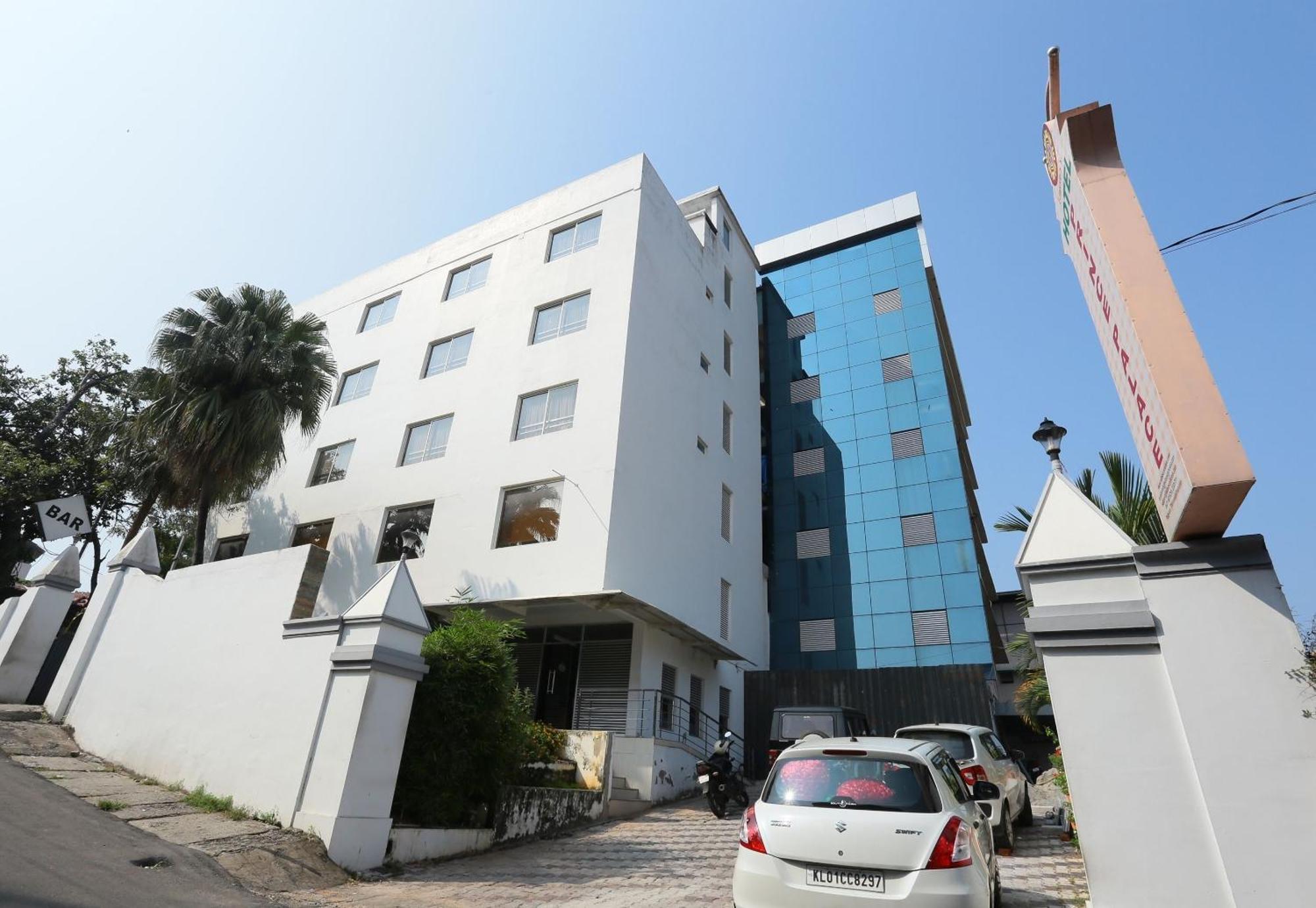 Super Townhouse Prince Palace Thiruvananthapuram Eksteriør billede