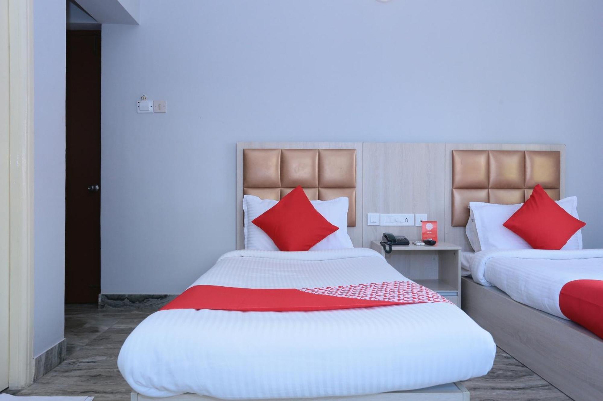 Super Townhouse Prince Palace Thiruvananthapuram Eksteriør billede